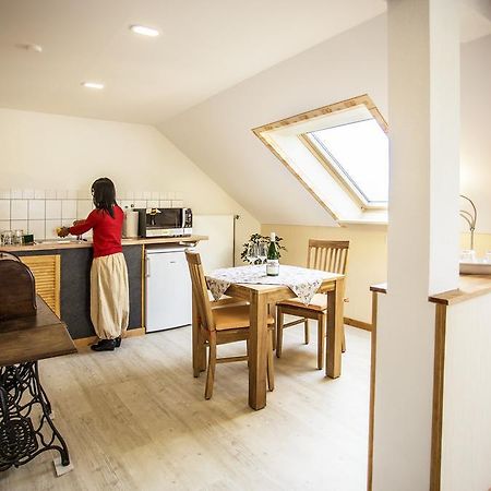 Boardinghouse Remchingen Baan Arun Lägenhet Exteriör bild